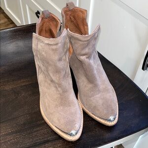 Jeffrey Campbell Gorgeous Cromwell Suede Ankle Boots